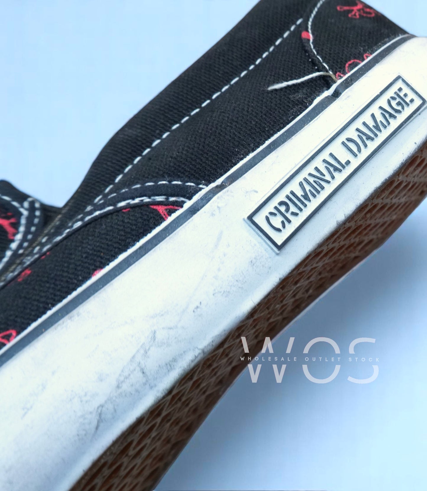 Criminal Damage Mixed B-Grade Trainers
